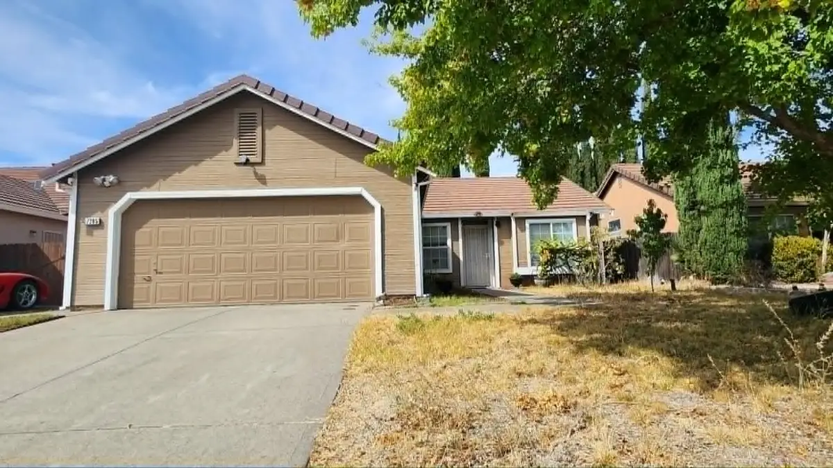 7205 Alpine Frost Drive, Sacramento, CA 95823 - #1