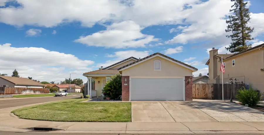 894 Strathaven Way, Galt, CA 95632 - #3