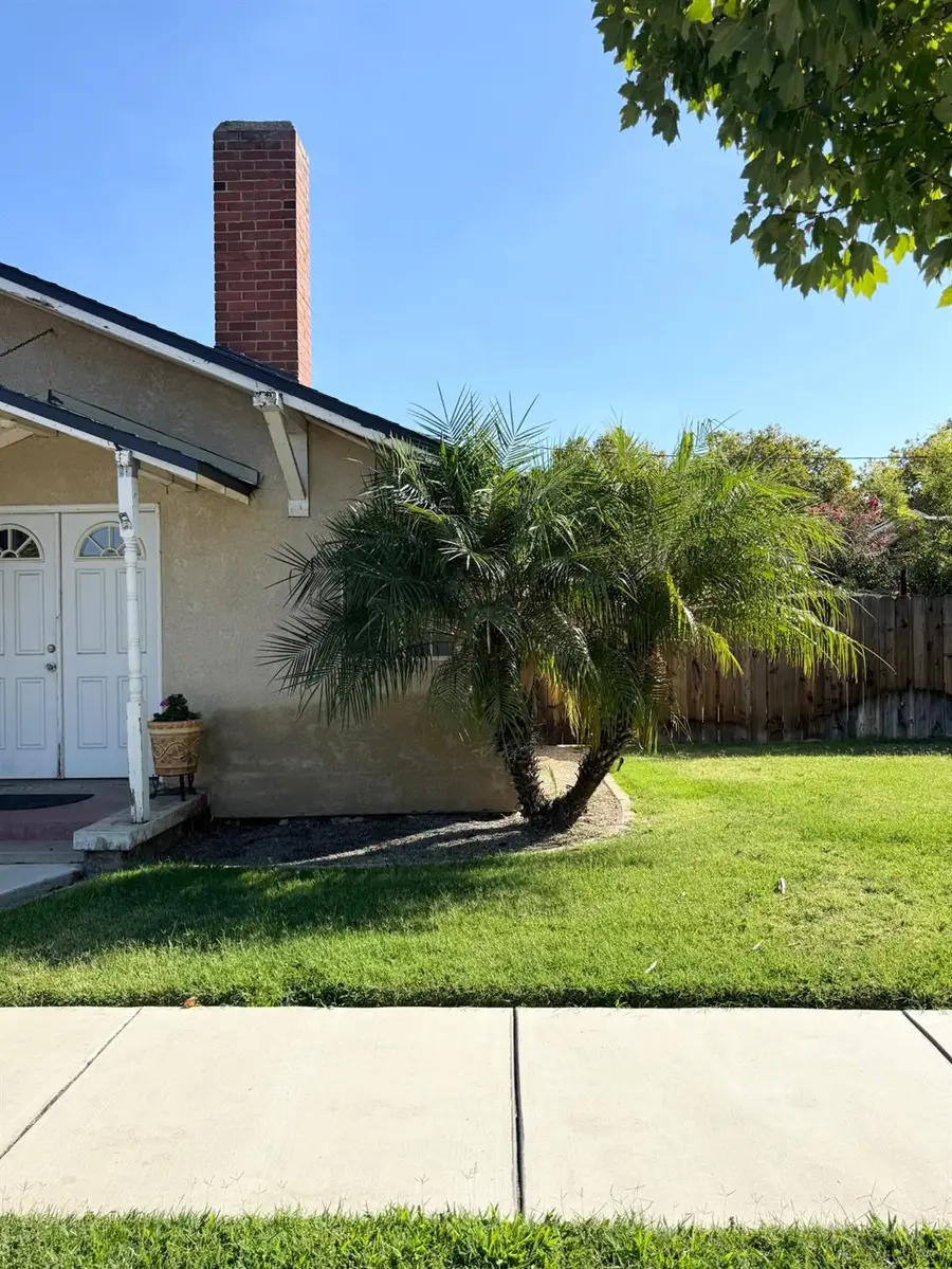 117 S Palm Street, Turlock, CA 95380 - #3