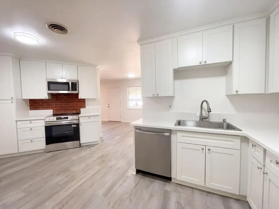 3008 Lerwick Road, Sacramento, CA 95821 - #2