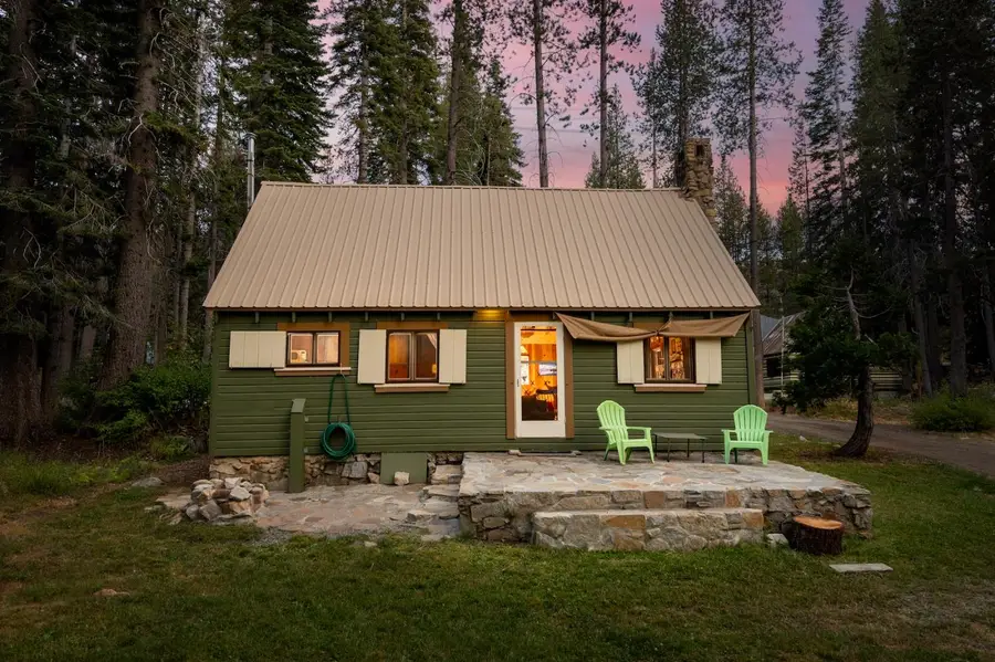 10043 Rusty Lane, Soda Springs, CA 95728 - #2