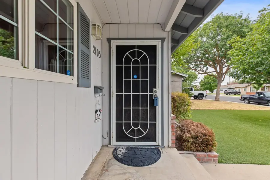 2105 Zinfandel Lane, Turlock, CA 95380 - #3