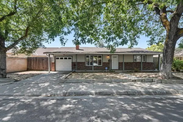 1701 College Avenue, Modesto, CA 95350