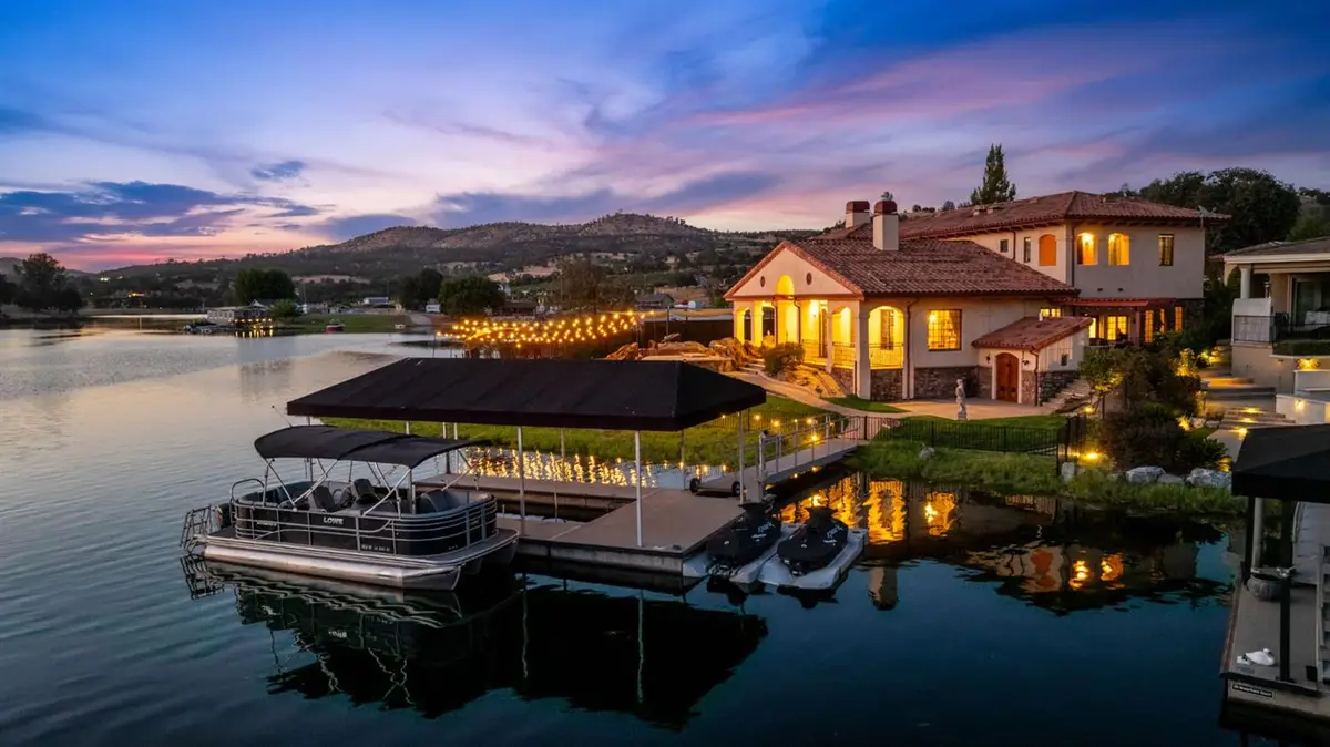 113 Waterfront Ct, Copperopolis, CA 95228 - #1
