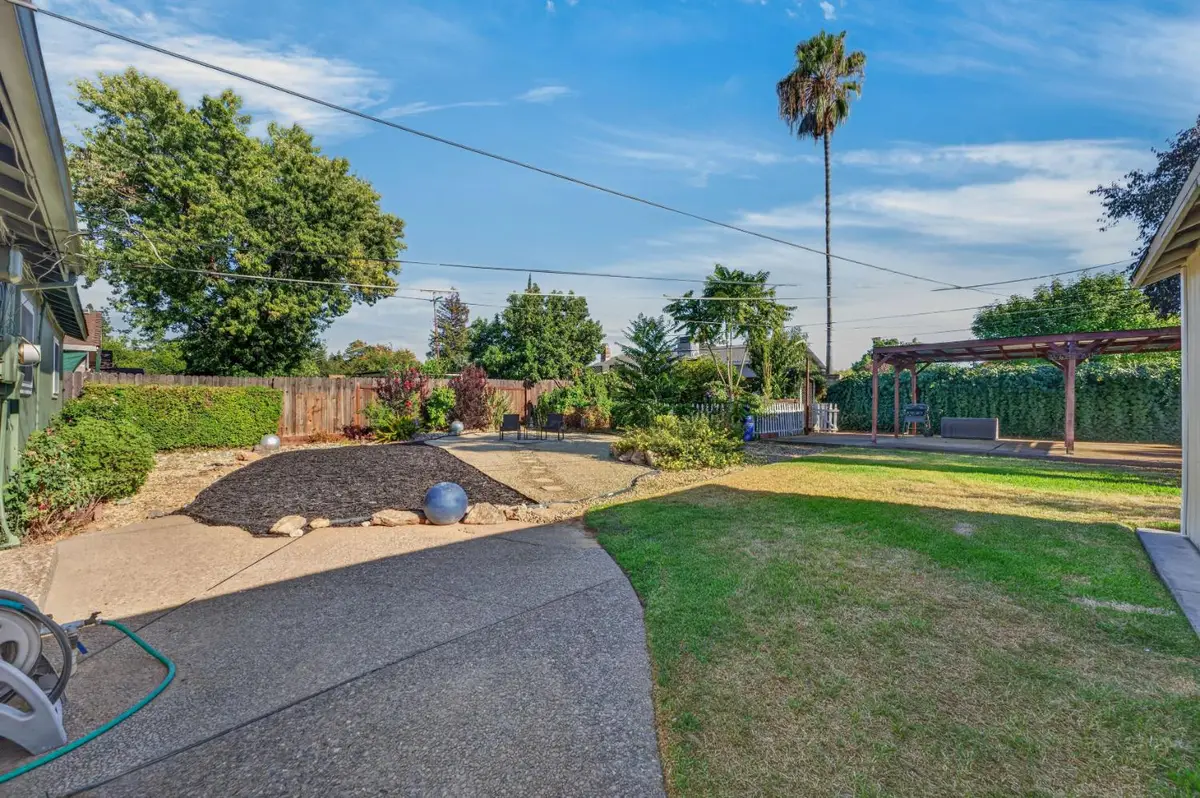 3708 Merrily Way, Sacramento, CA 95821 - #1