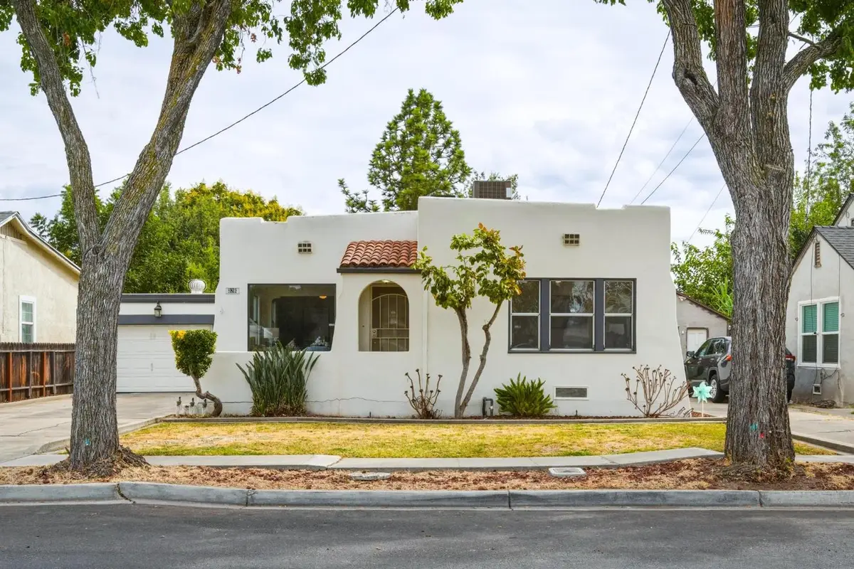 328 W Lowell Avenue, Tracy, CA 95376 - #1