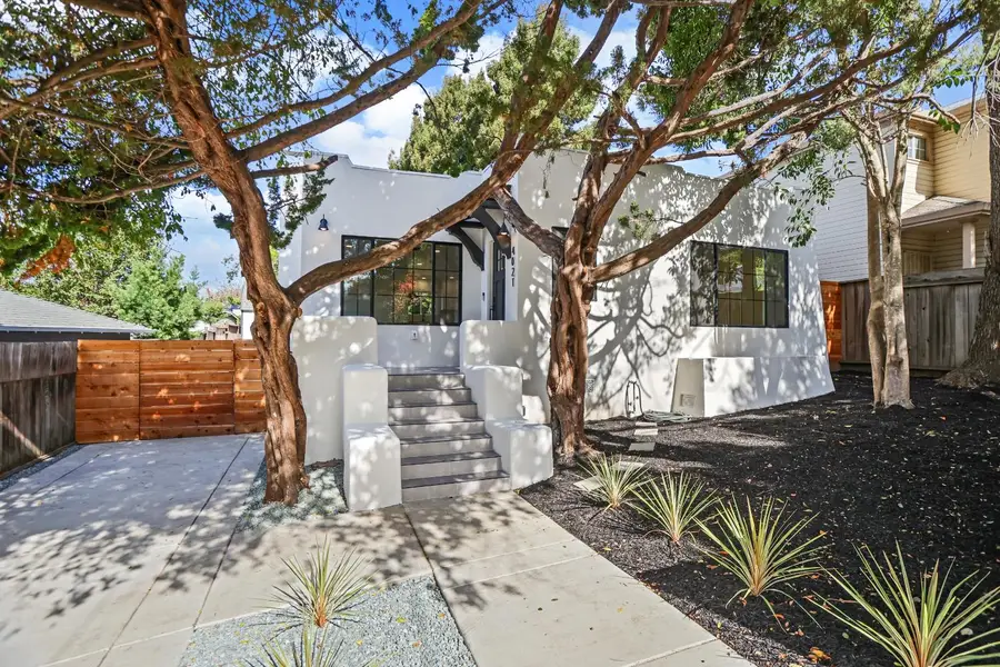 4021 Huntington Street, Oakland, CA 94619 - #2