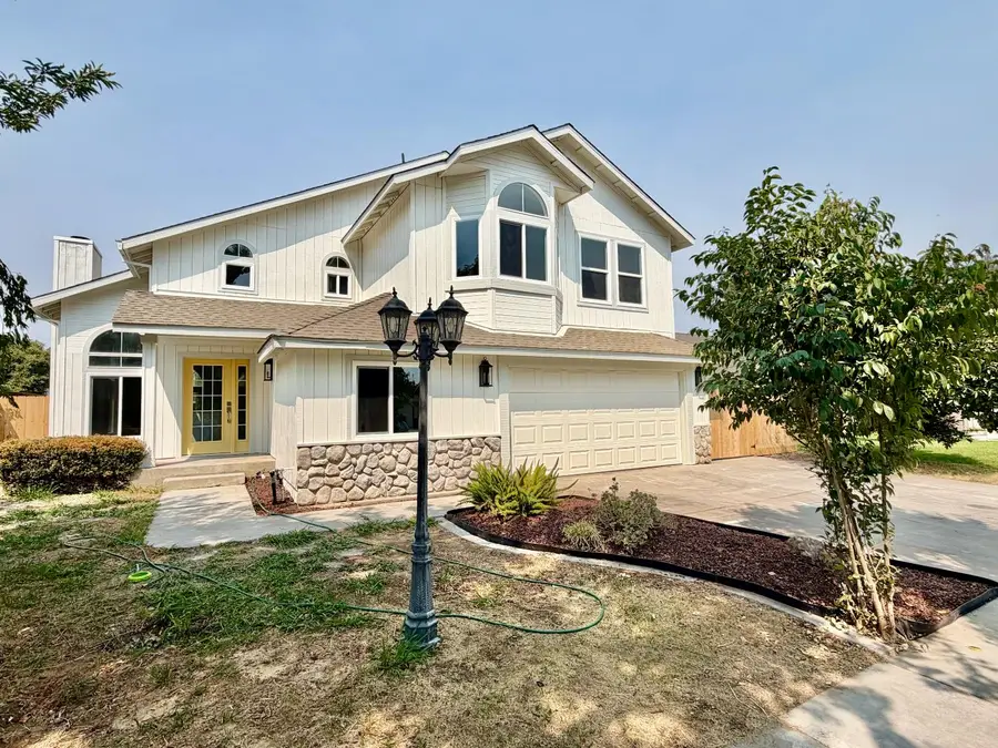 1167 Mirror Lake Drive, Merced, CA 95340 - #2