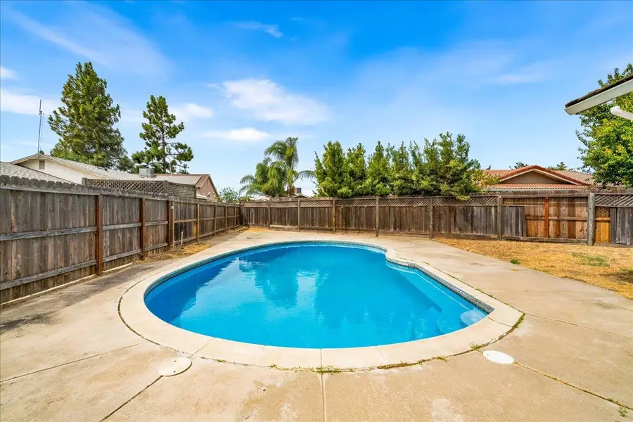 1484 Midland Court, Manteca, CA 95336 - #2