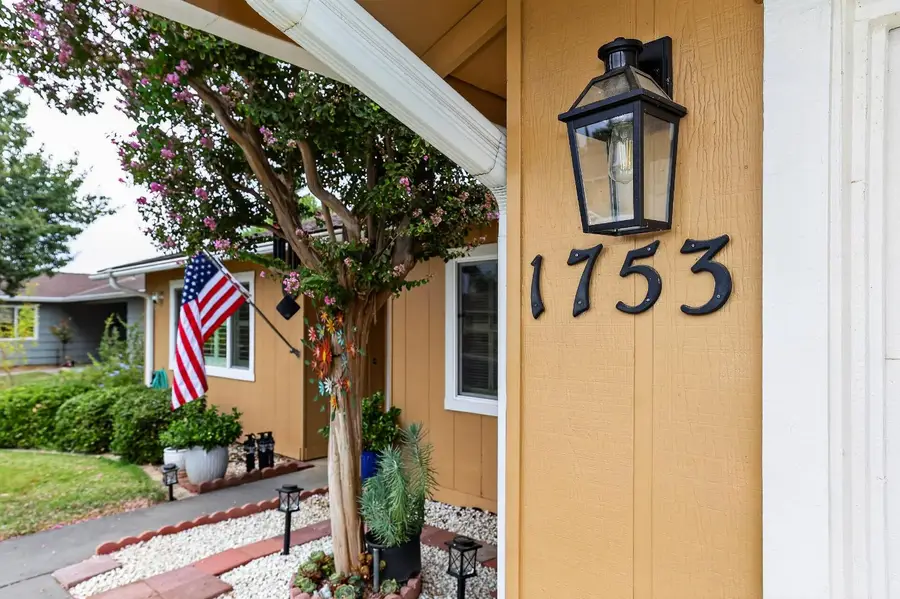 1753 El Paseo Drive, Woodland, CA 95695 - #3