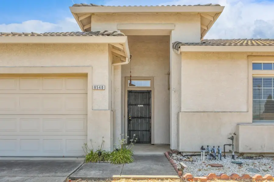 8540 Zinnia Way, Elk Grove, CA 95624 - #3