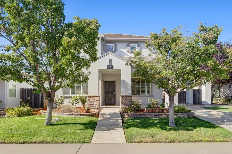 9645 Glacier Creek Way, Elk Grove, CA 95624 - #2