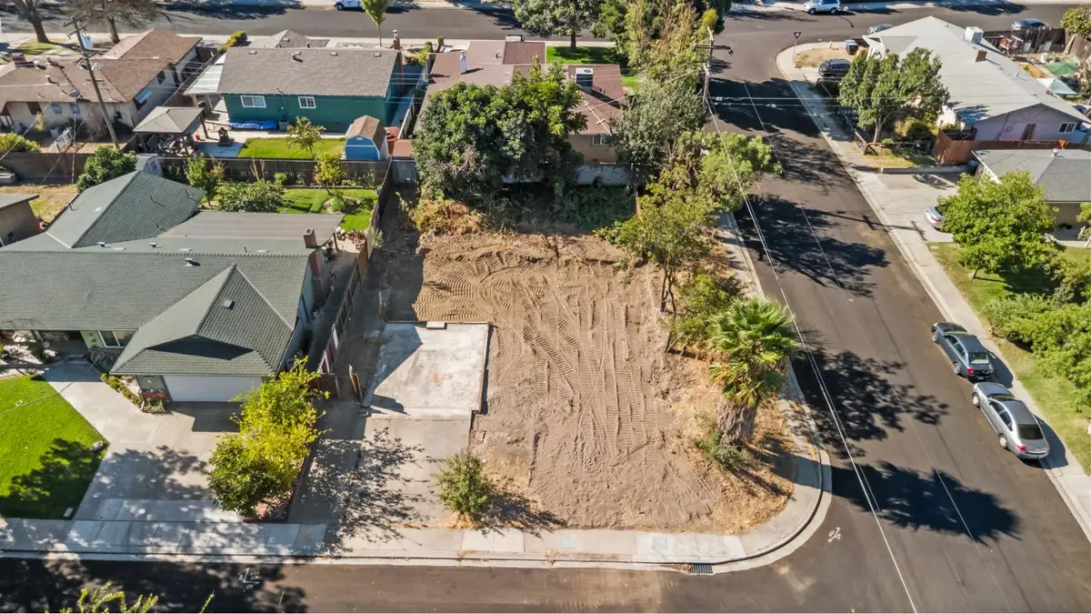 1648 Ascot Drive, Modesto, CA 95350 - #1