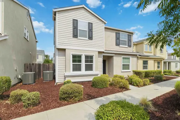 8128 Emmy Willow Lane, Sacramento, CA 95828