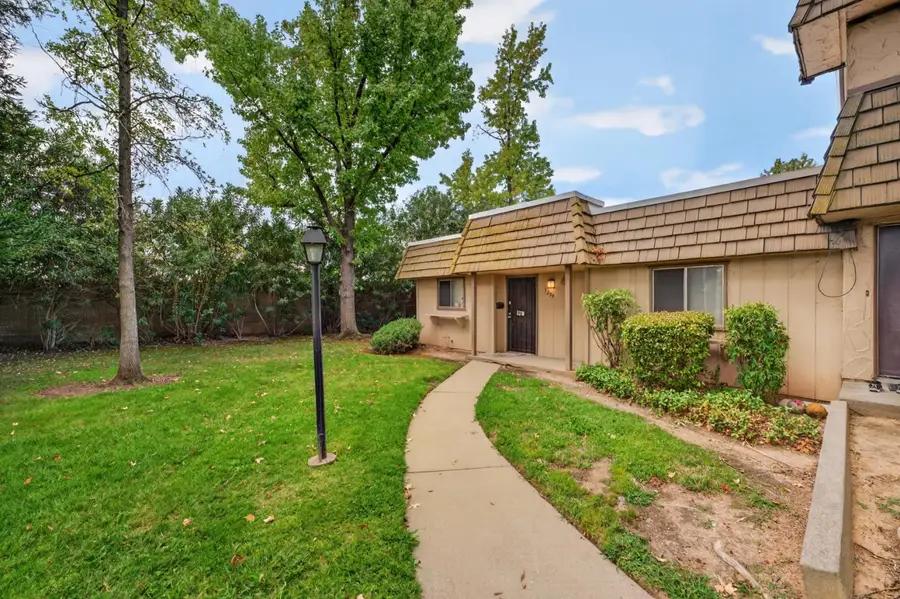 3239 Via Grande, Sacramento, CA 95825 - #3