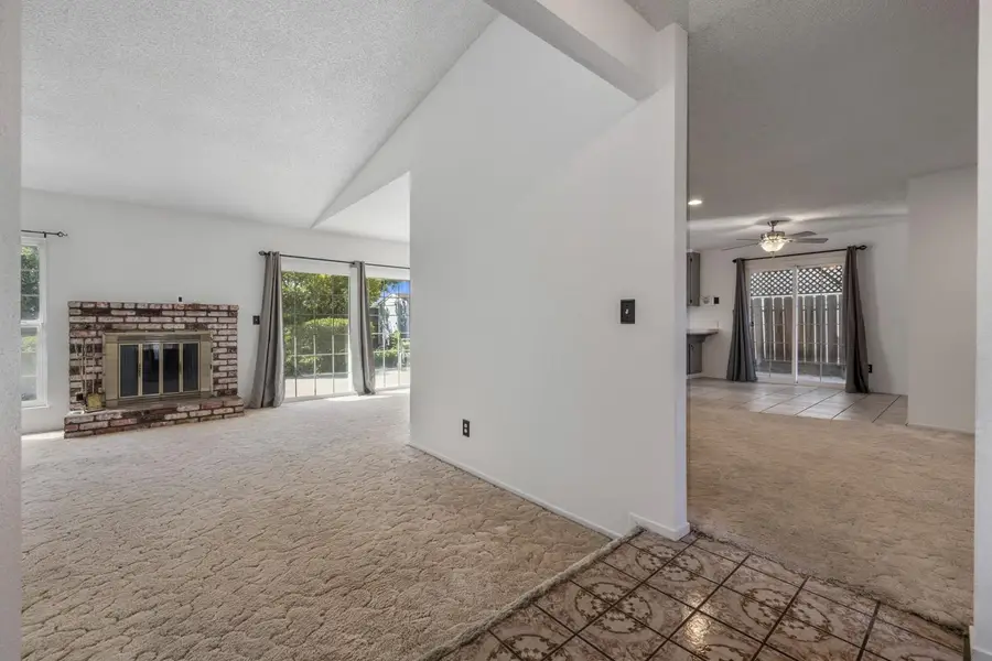 962 Fernwood Drive, Manteca, CA 95336 - #3