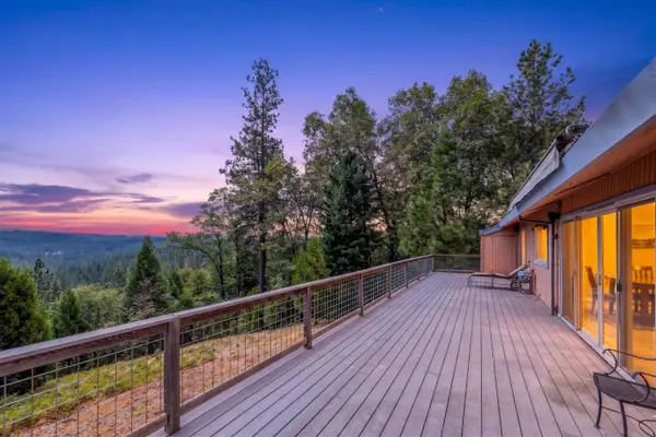 13831 Christopher Robin Way, Grass Valley, CA 95945