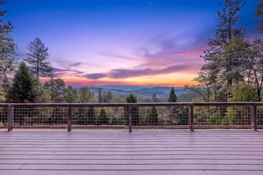13831 Christopher Robin Way, Grass Valley, CA 95945 - #3