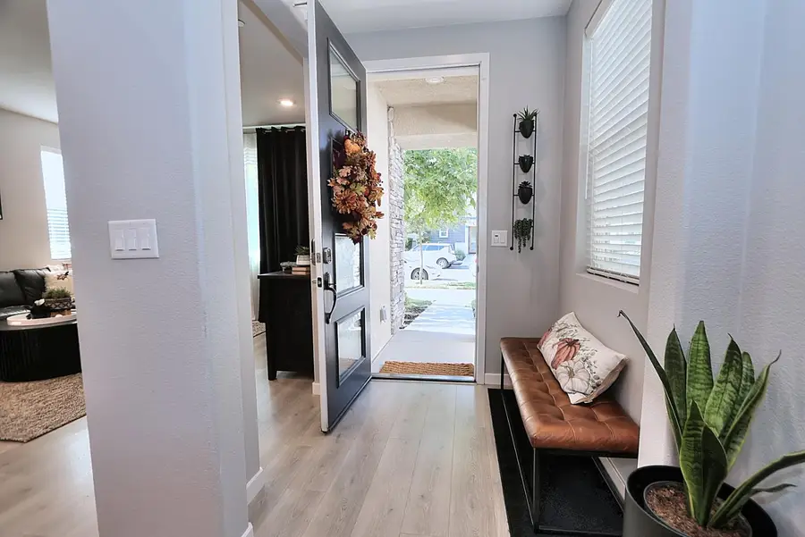 2940 Edgeview Drive, Sacramento, CA 95833 - #3