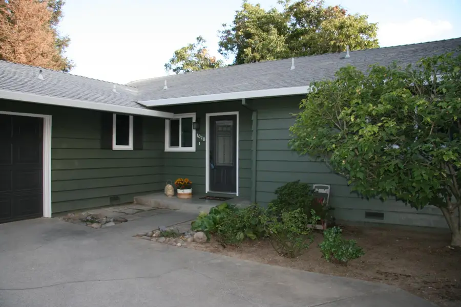 1010 Lacasa Avenue, Yuba City, CA 95991 - #3