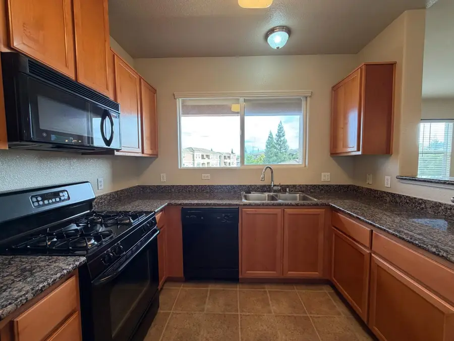 300 Moon Circle #334, Folsom, CA 95630 - #3