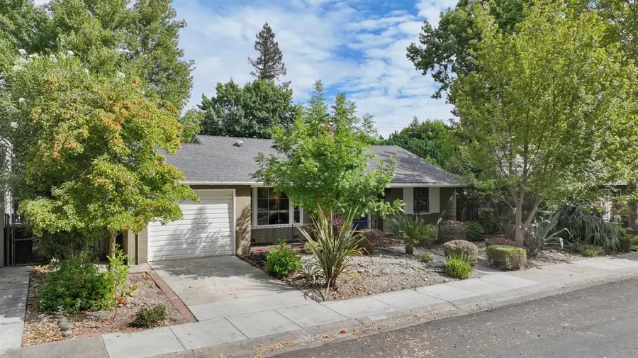 621 Jones Way, Sacramento, CA 95818 - #2