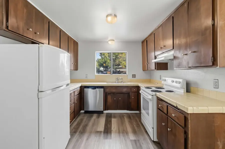 4913 Harrison Street, North Highlands, CA 95660 - #3