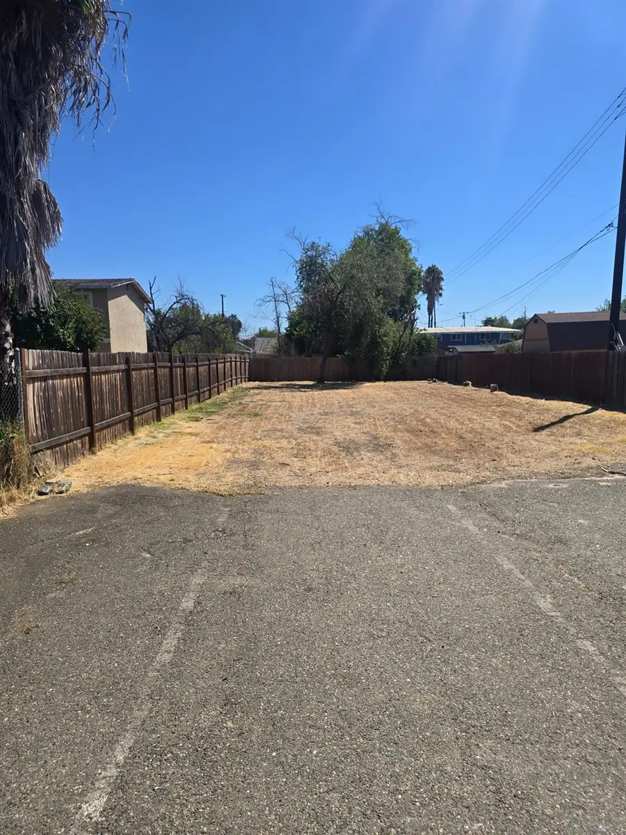 0 Lampasas, Sacramento, CA 95815 - #3