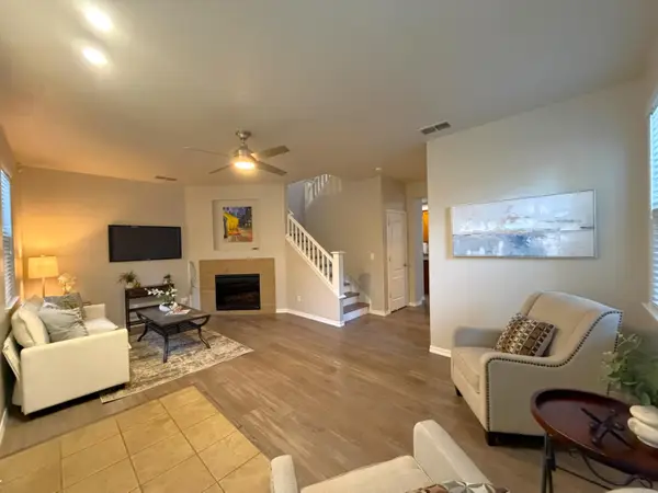 11 Crevalle Place, Sacramento, CA 95835