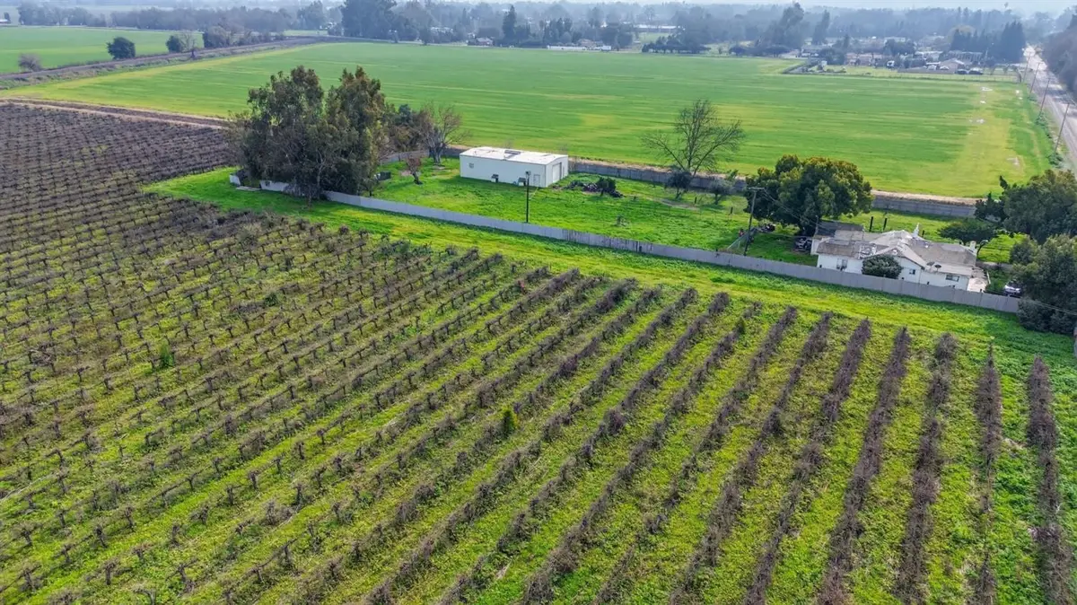 27350 Thornton Road, Thornton, CA 95686 - #1