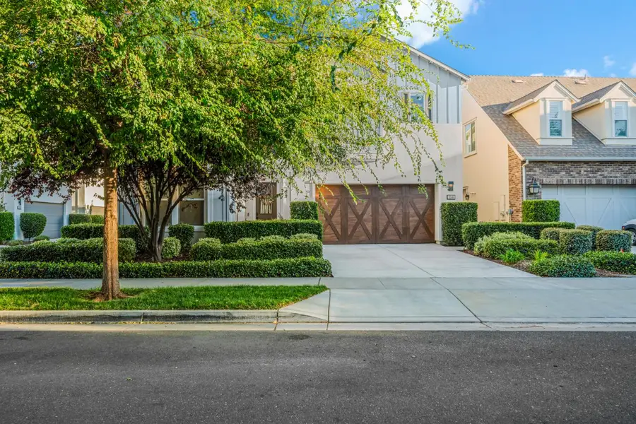 3344 Forney Way, Sacramento, CA 95816 - #2