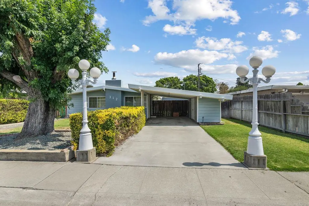 312 California Avenue, Manteca, CA 95336 - #1