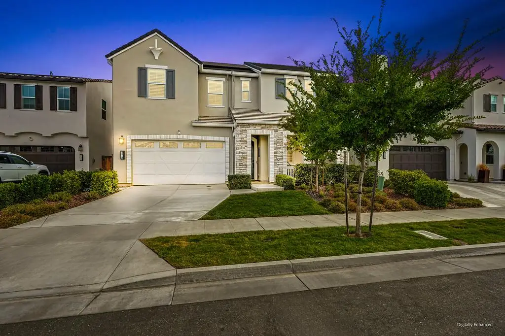 2319 5th Avenue, Sacramento, CA 95818 - #1