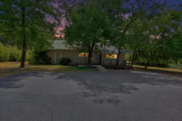 10501 Wolf Drive, Grass Valley, CA 95949