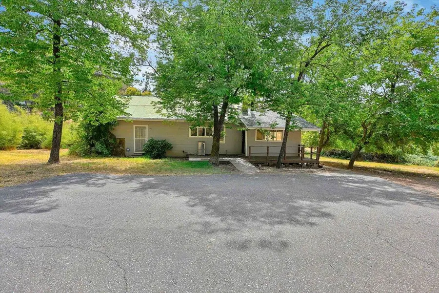 10501 Wolf Drive, Grass Valley, CA 95949 - #2