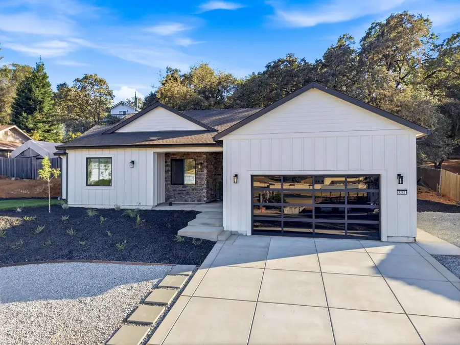 3284 Oxford Road, Cameron Park, CA 95682 - #2
