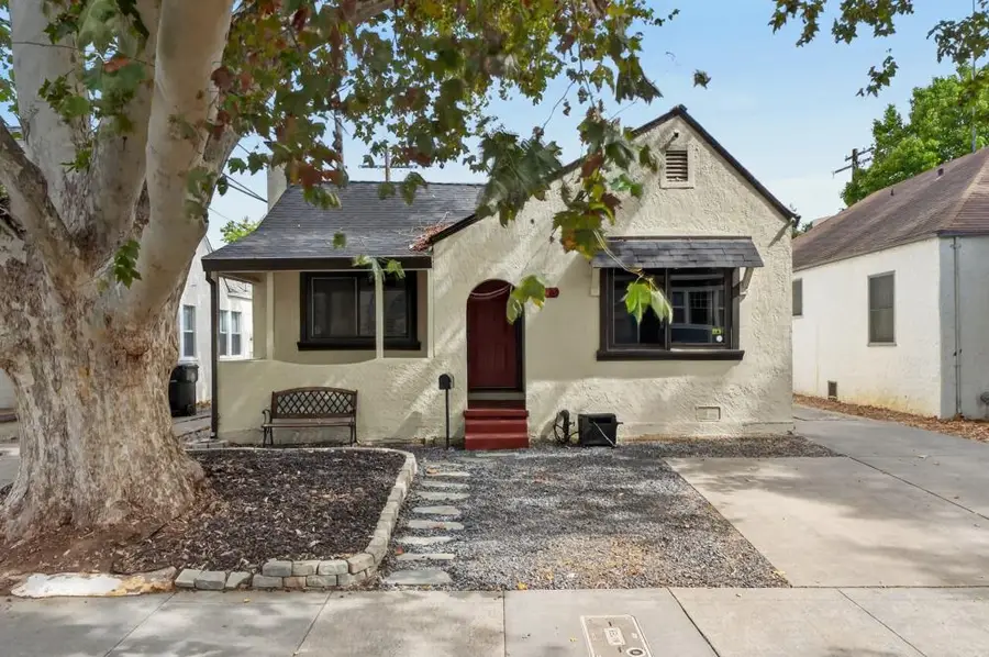 1713 Burnett Way, Sacramento, CA 95818 - #3
