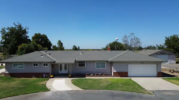 10413 Pioneer Avenue, Oakdale, CA 95361