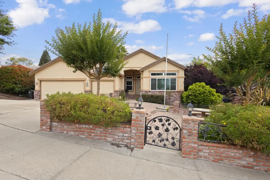 8383 Oakwood Hills Circle, Citrus Heights, CA 95610 - #2