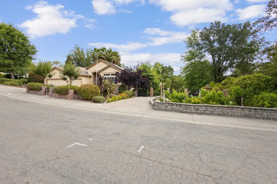 8383 Oakwood Hills Circle, Citrus Heights, CA 95610 - #3