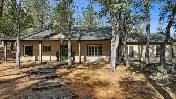 122 Ferrari Ranch Road, Burson, CA 95225