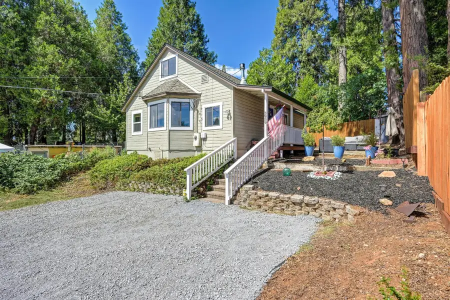 3959 Roosevelt Avenue, Camino, CA 95709 - #2