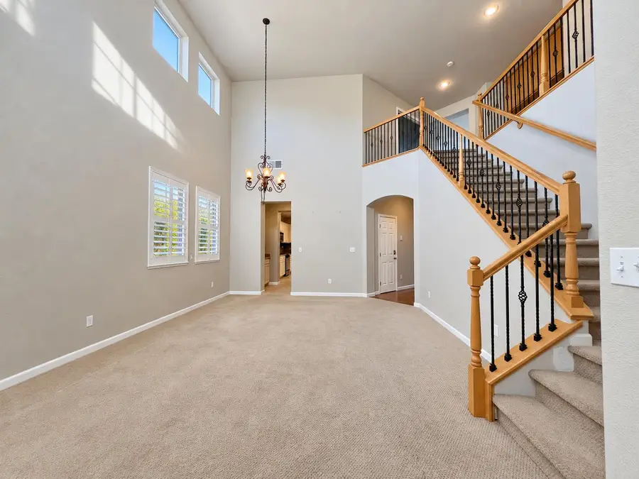 3871 Spring Meadow Ln, Stockton, CA 95219 - #2