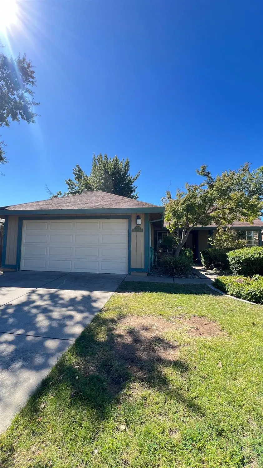 8316 Cutler Way, Sacramento, CA 95828 - #2