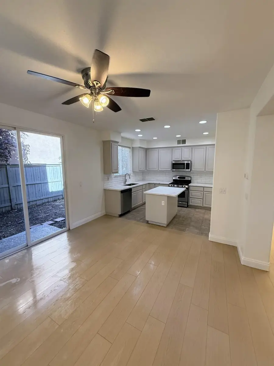 5424 Knotty Pine Way, Sacramento, CA 95835 - #3