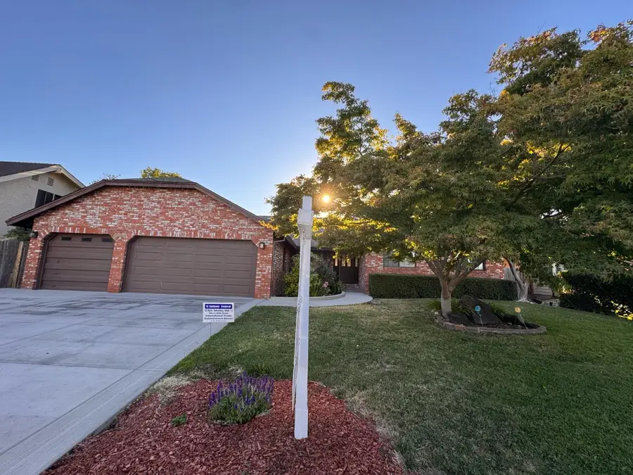 7064 Gloria Drive, Sacramento, CA 95831 - #2