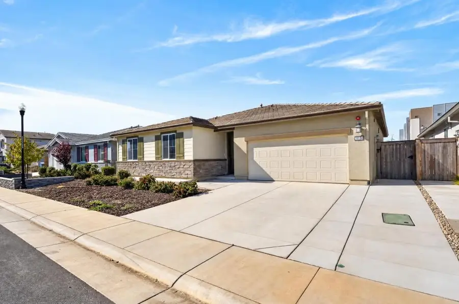 10186 Pagoda Court, Elk Grove, CA 95757 - #3
