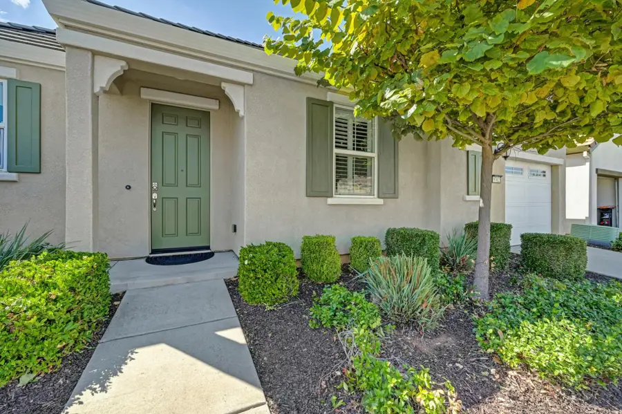 9702 Dartwell Way, Sacramento, CA 95829 - #3