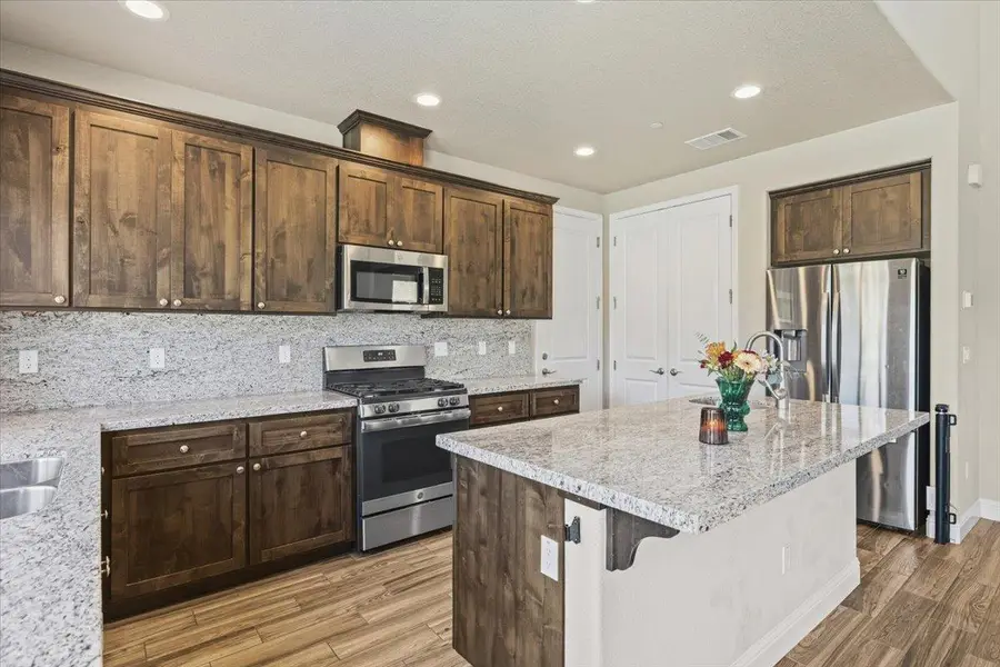 548 Lupine Drive, Ione, CA 95640 - #2
