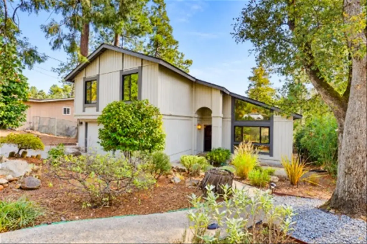 12327 Elizabeth Way, Grass Valley, CA 95949 - #1